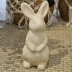Coelho De Páscoa Escultura Bege Cimento Queimado 21Cm